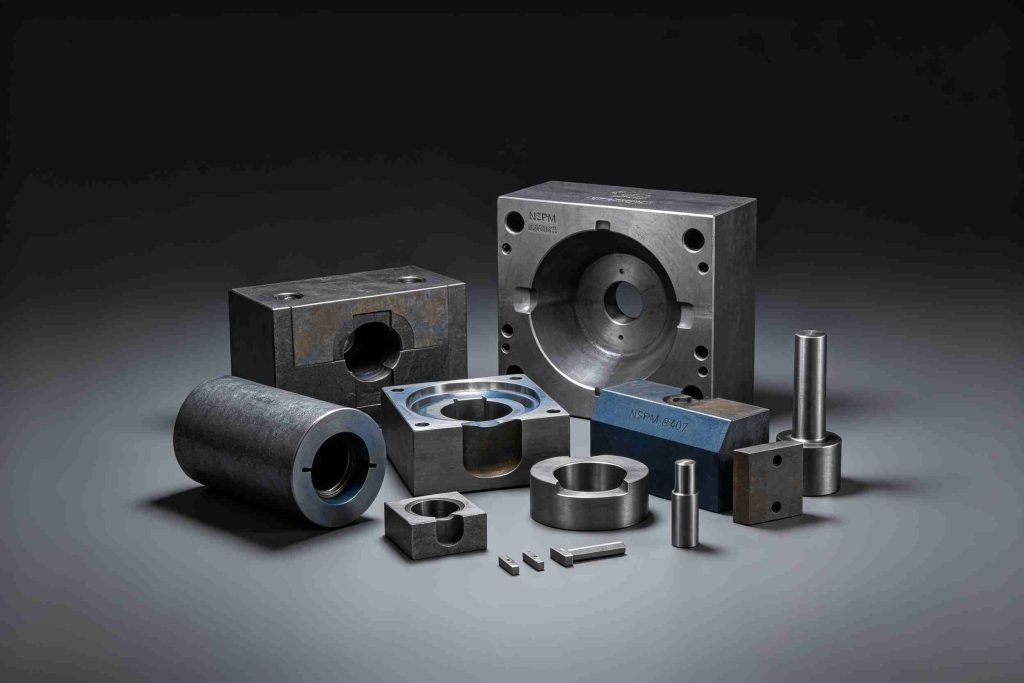 Forging dies